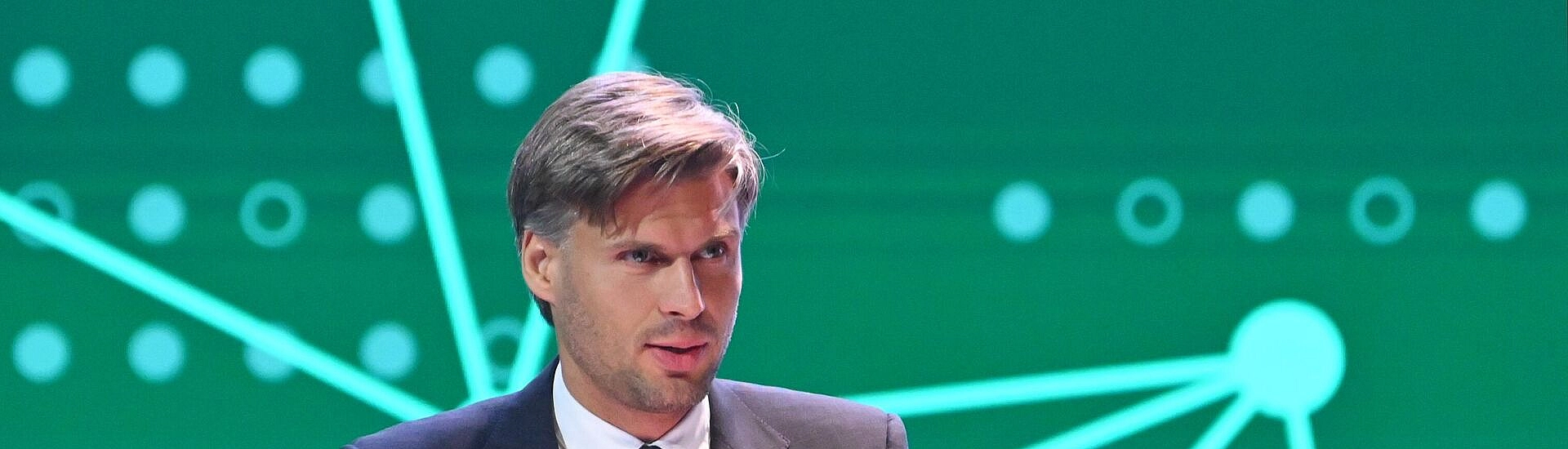 Баканов заявил о сведении МКС с орбиты до 2030 года включительно