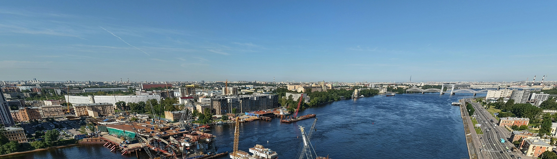 В Петербурге установили противовесы на опорах Большого Смоленского моста