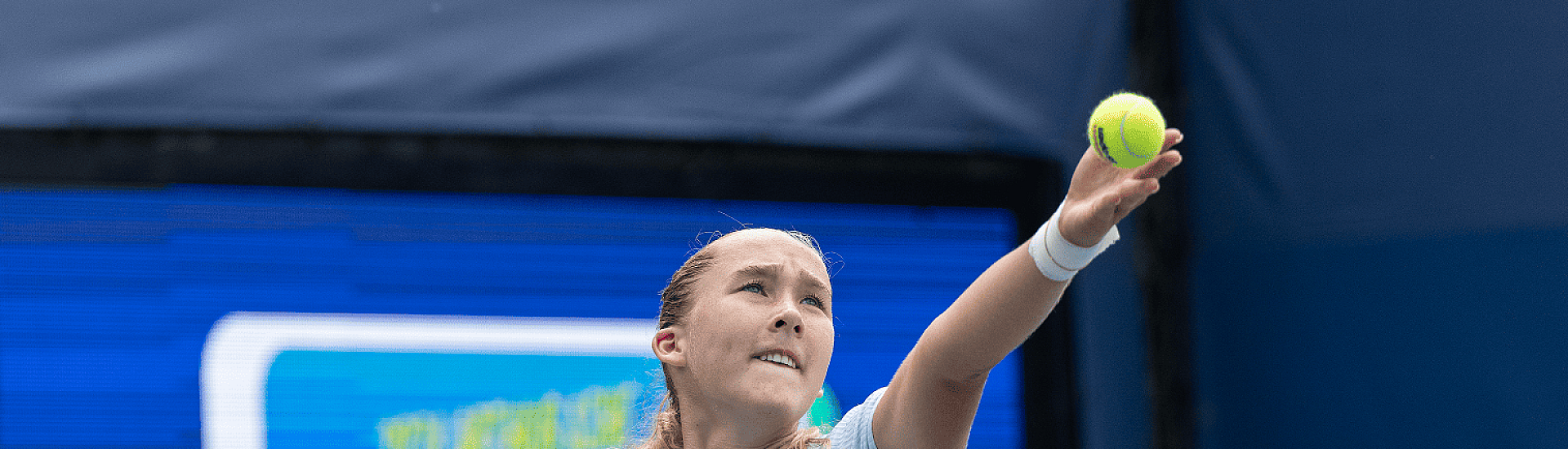 Мирра Андреева вышла во второй круг US Open, разгромив Алисию Паркс