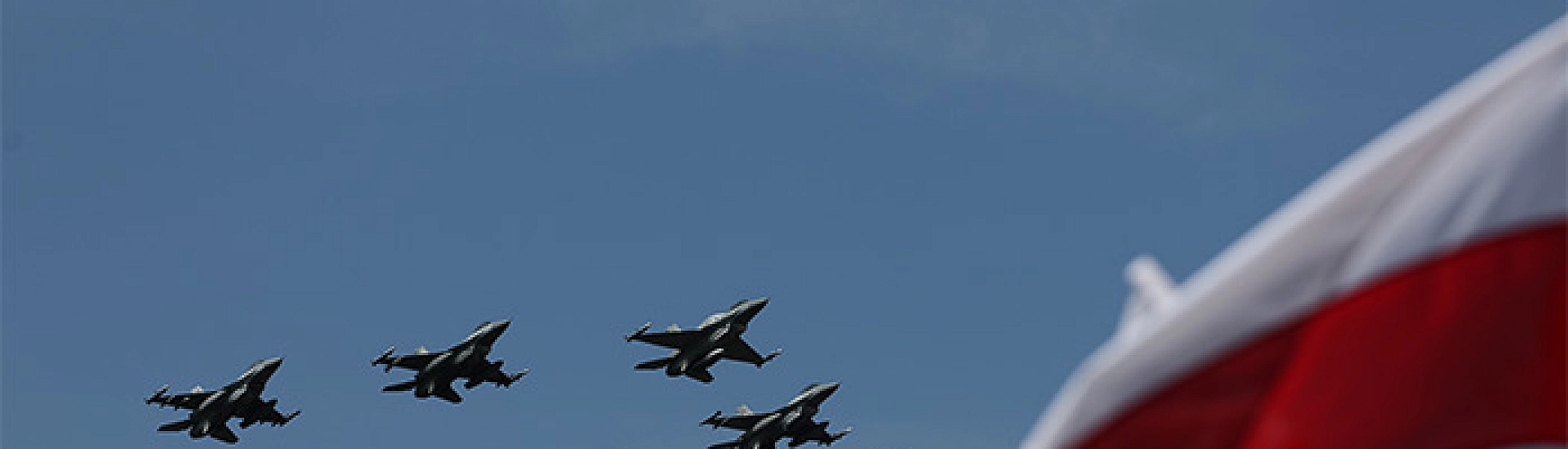 Польша приостановила полеты F-16 после крушения и гибели пилота