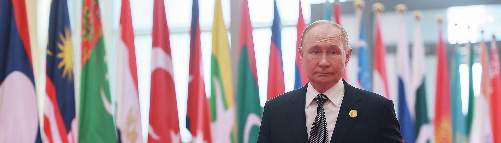 Путин провел серию двусторонних встреч на полях саммита ШОС в Китае