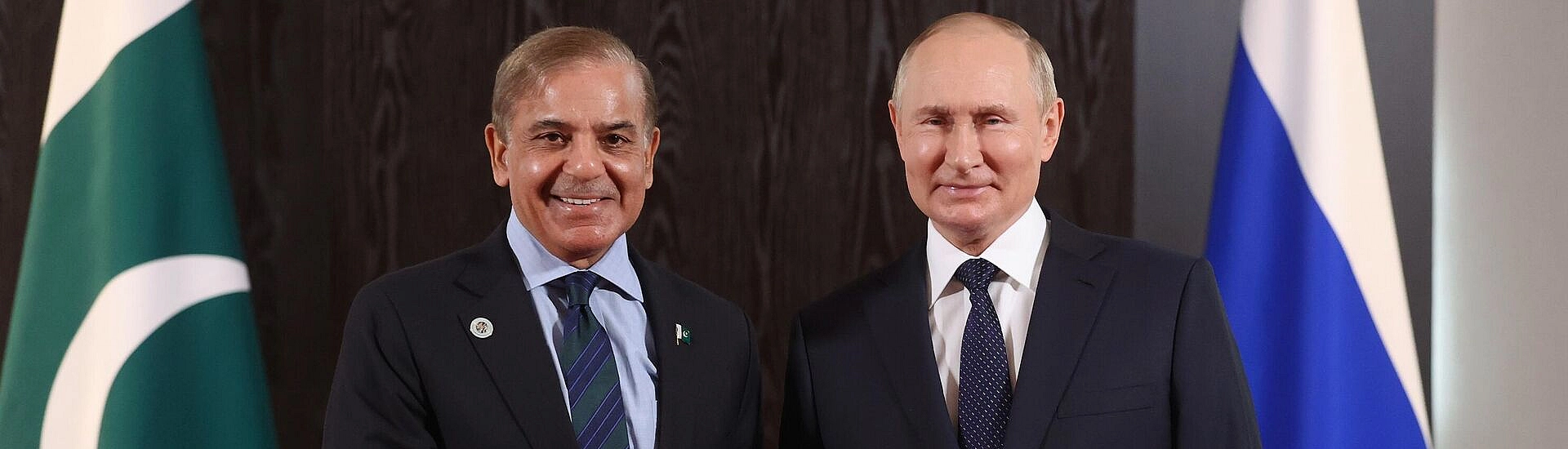 Путин пригласил премьера Пакистана Шахбаза Шарифа посетить Москву
