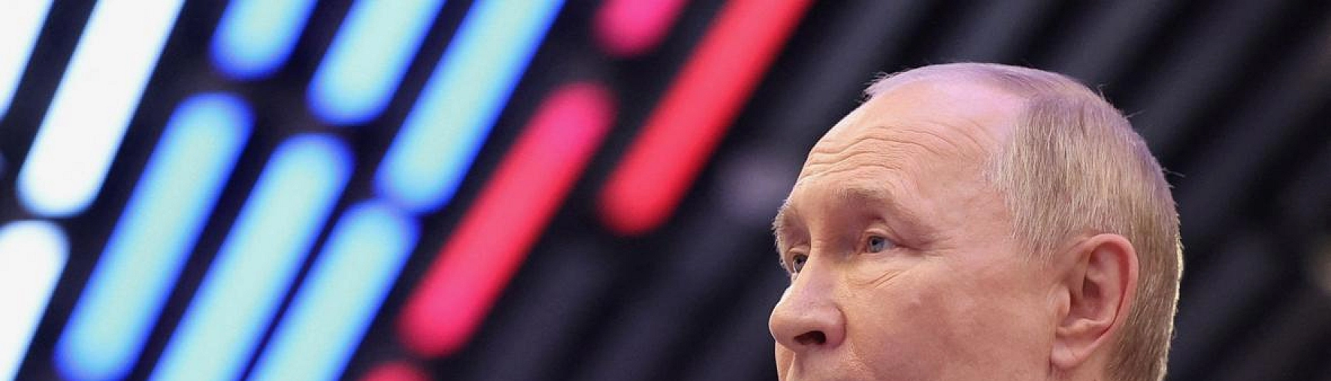 Путин участвует во внеочередном онлайн-саммите БРИКС