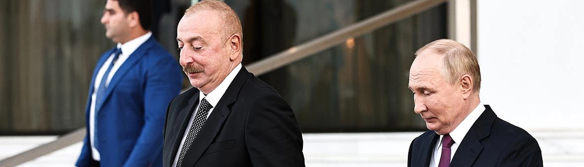 Путин и Алиев провели переговоры в Таджикистане: обсуждалась авиакатастрофа самолета AZAL