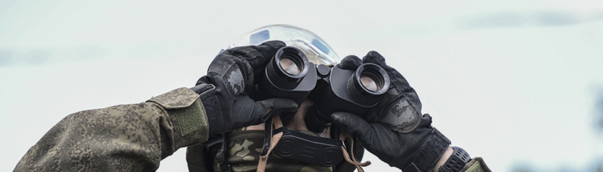 Минобороны России сообщило о сбитии 142 украинских дронов и восьми управляемых авиабомб за сутки