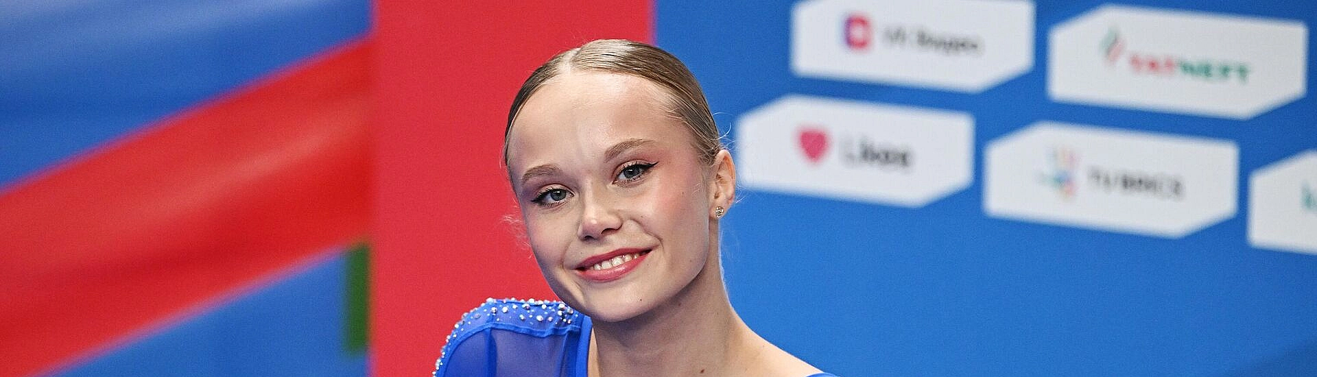 Ангелина Мельникова принесла России первое золото чемпионата мира по гимнастике за четыре года