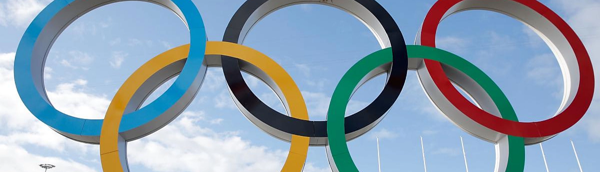 МОК призвал смягчить ограничения для молодых спортсменов из России и Белоруссии