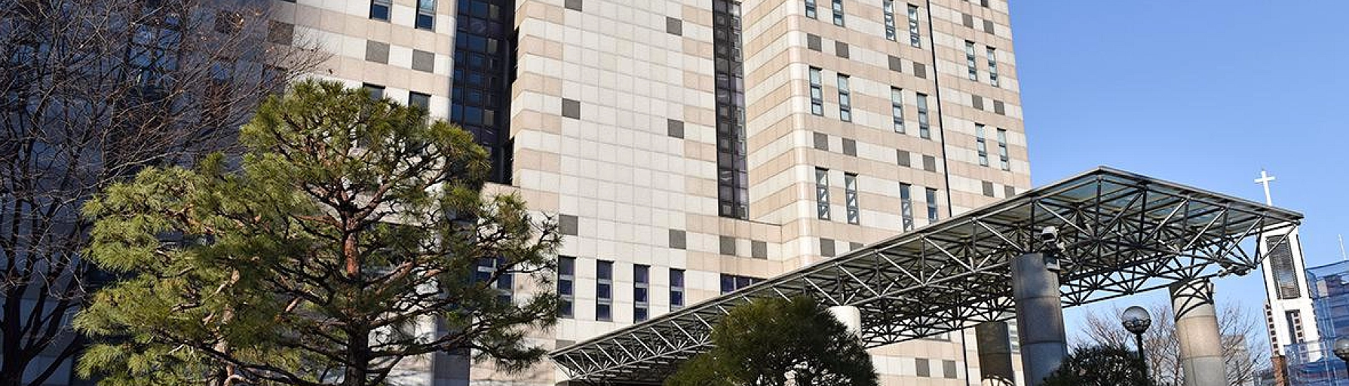 Посольство РФ усилило меры безопасности после стрельбы на пляже в Сиднее
