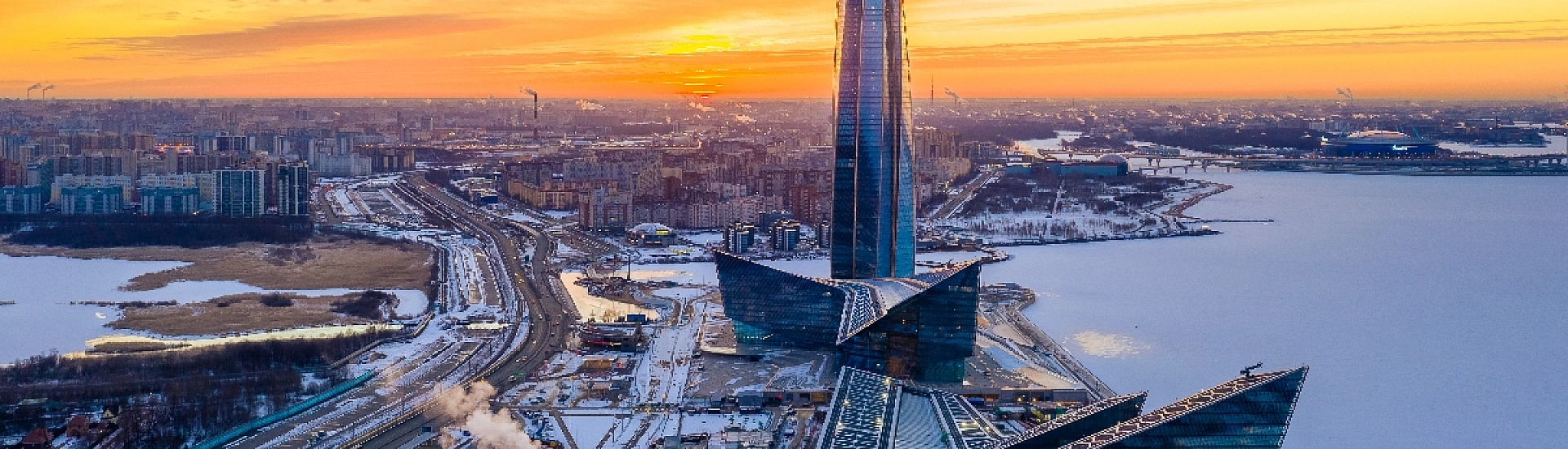 «Лахта Центр» в Петербурге включит памятную подсветку ко Дню полного снятия блокады Ленинграда