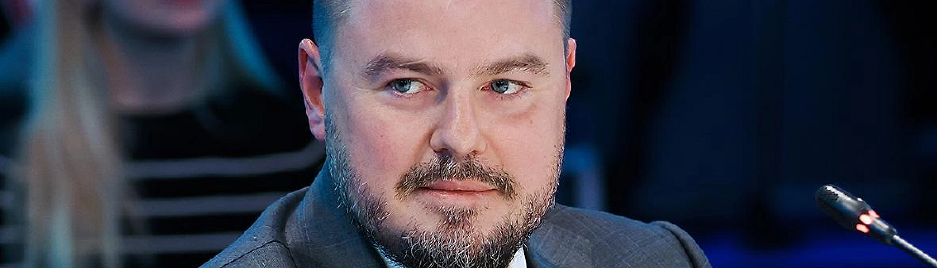 Главпочтамт слит мутной шарашке: из сделки видны уши Крапивина из группы 1520?