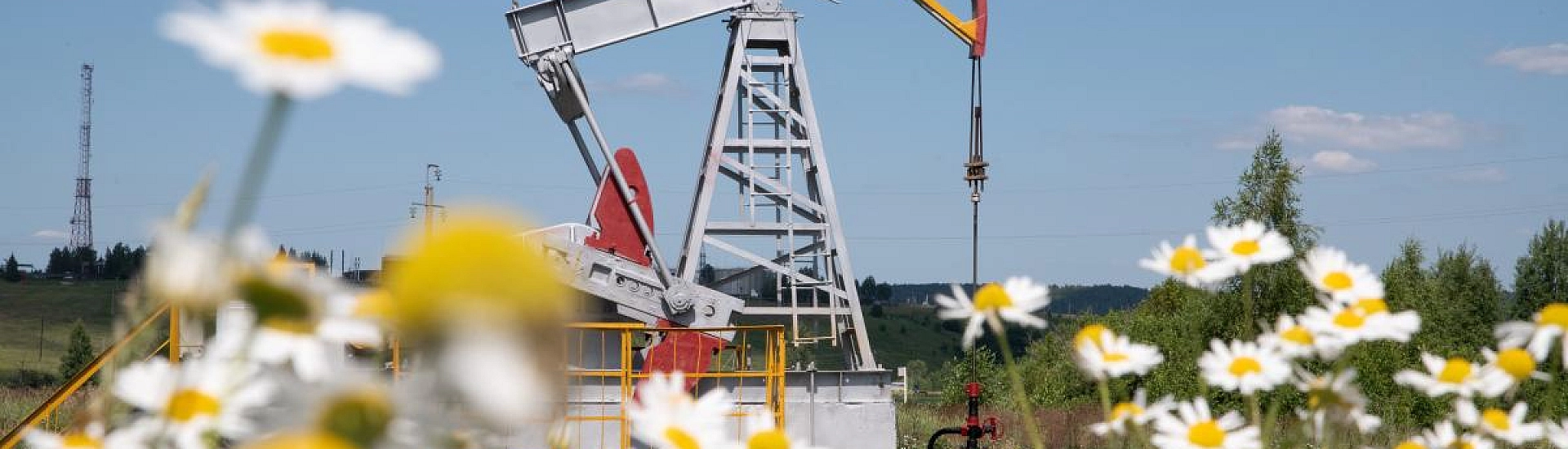 Brent подскочила выше $72 на фоне геополитической напряженности