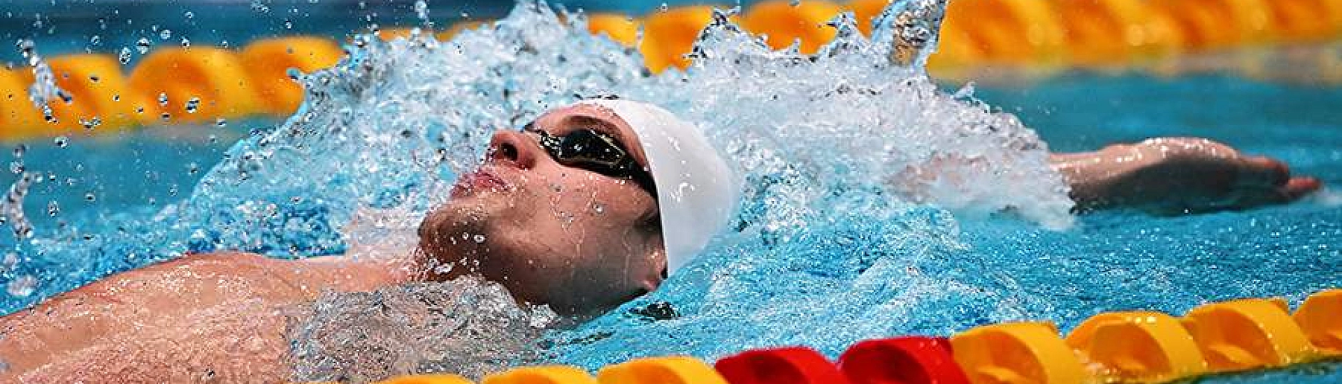 World Aquatics допустила россиян и белорусов к турнирам с флагом и гимном