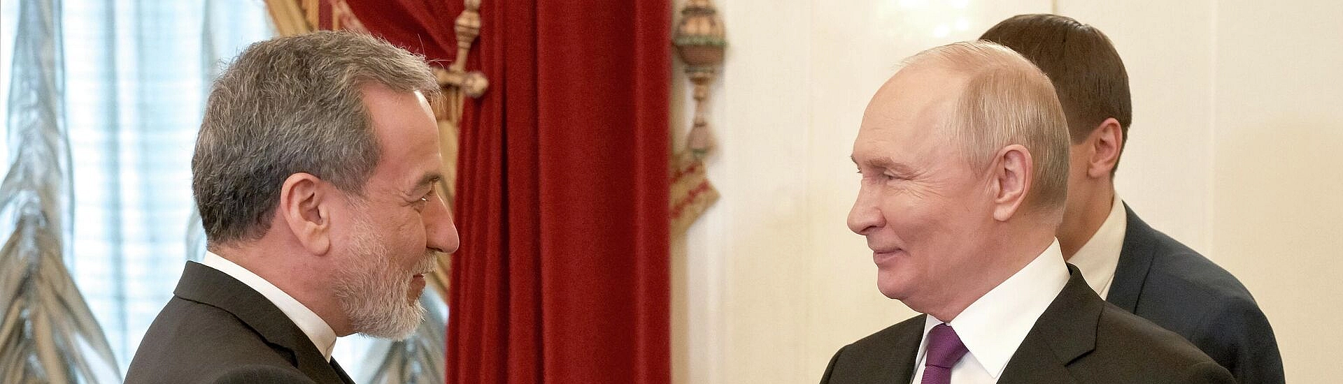 Путин заявил о готовности России содействовать Ирану ради мира на Ближнем Востоке