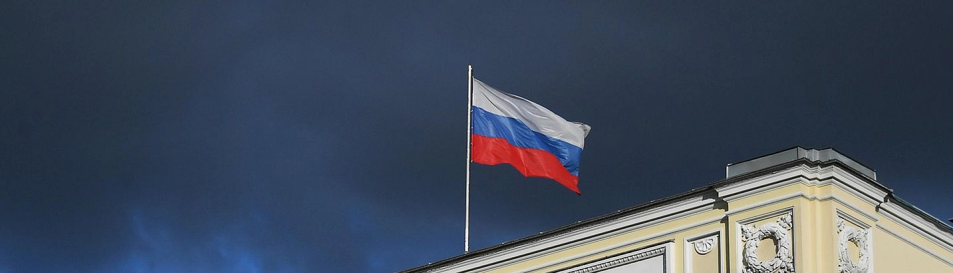 Объем корпоративных кредитов в России впервые превысил 100 триллионов рублей