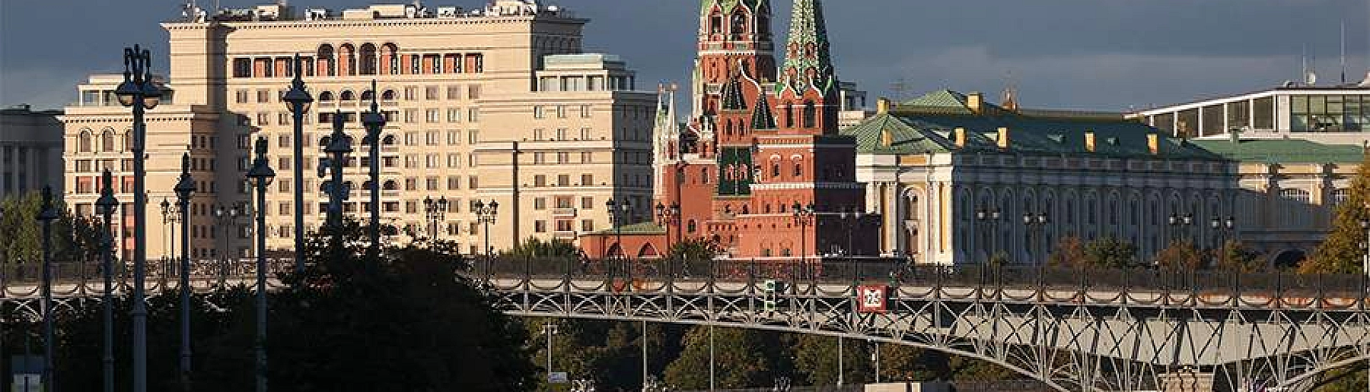 Песков заявил о необходимости комплексного урегулирования конфликта на Украине