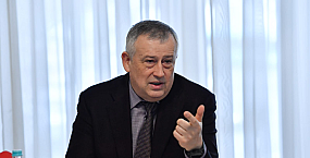 Слетелись на губернатора: спонсоры и кошельки Дрозденко