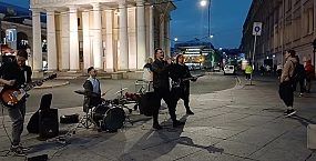 В Петербурге ограничат выступления уличных музыкантов на Думской улице из-за жалоб на шум