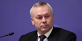 «Картонного короля» накажут рублем: вице-спикер Диденко прикрывает мужа?