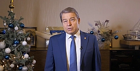 Депутат-единоросс Андреев лишился мандата из-за итальянского ВНЖ
