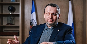 Песков: оценивать работу нового министра транспорта Никитина пока рано