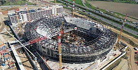 Глава КХЛ выразил обеспокоенность качеством арены Олимпиады-2026 в Милане