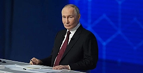 Путин назвал аморальным лишение многодетных семей выплат из-за небольшого превышения дохода