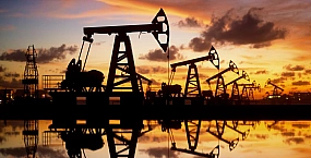 Цены на нефть отыгрывают падение после резкого снижения в конце прошлой недели
