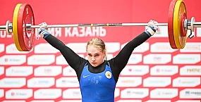 IWF разрешила российским тяжелоатлетам до 23 лет выступать с флагом и гимном