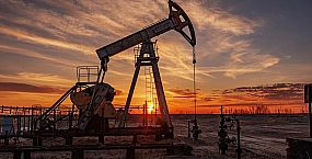 Нефть Brent рухнула до 66 долларов на фоне сигналов разрядки между США и Ираном