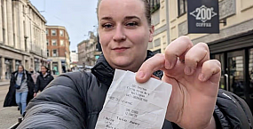 Британка из Ноттингема обнаружила на подарочной карте кофейни баланс в £63 квадриллиона