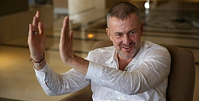 Сделка «РусГидро» с душком: олигарх Мельниченко лишится активов?