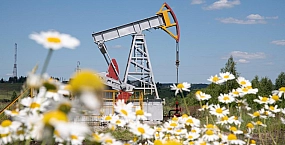 Brent подскочила выше $72 на фоне геополитической напряженности