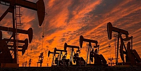 Нефть дорожает на фоне конфликта вокруг Ирана, но темпы роста замедлились