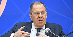 Лавров пошутил о переводе на встрече с главой МАГАТЭ и рассмешил участников переговоров