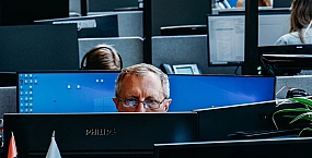 Штрафы за опоздания на работе признаны незаконными