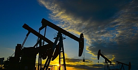 Нефть Brent превысила $119 за баррель на фоне атак по энергетической инфраструктуре