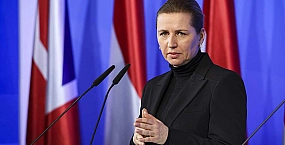 Премьер Дании Фредериксен подала в отставку после выборов
