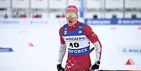 Большунов выиграл гонку на 15 км на финале Кубка России в Кировске