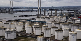 Нефть Brent превысила $111 за баррель