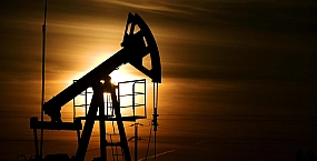 Нефть дешевеет на фоне ожиданий деэскалации на Ближнем Востоке