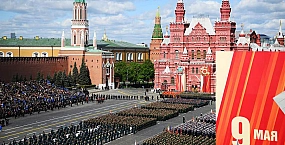 Песков: колонна военной техники не пройдет на параде 9 Мая в Москве
