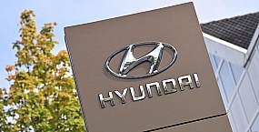 Hyundai зарегистрировала в России товарные знаки Elantra и Huyndai Mighty