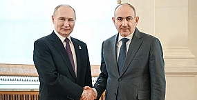 Путин обсудил с Пашиняном итоги саммита ЕАЭС в Астане