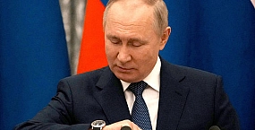В РФ разрабатывают особенные часы для Путина
