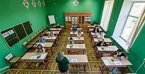 В Москве 32 тысячи человек сдают ЕГЭ по биологии, географии и иностранным языкам