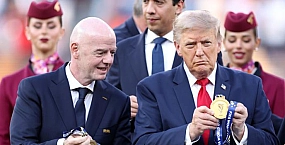 Блаттер заявил, что связи Инфантино и Трампа вредят мировому футболу