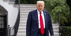 Трамп заявил о прогрессе на переговорах США и Ирана по Ормузскому проливу