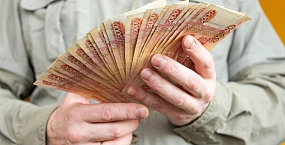 Экономист заявил о росте средней зарплаты россиян до 109 тысяч рублей