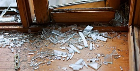 В Нижнекамске после атаки дронов повреждены дома и нарушена работа промкластера