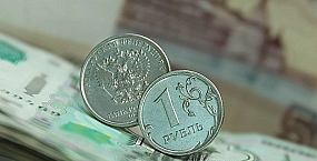 Юань подорожал к рублю на открытии торгов на фоне снижения цен на нефть